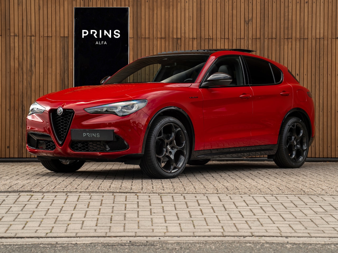 Alfa Romeo Stelvio - 2.0T AWD Veloce 280pk | MY25 | Pano-dak | Harman/Kardon | Adapt. cruise - AutoWereld.nl