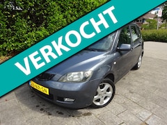 Mazda 2 - 2 MET NIEUW DIST RIEM, AIRCO & JAAR APK