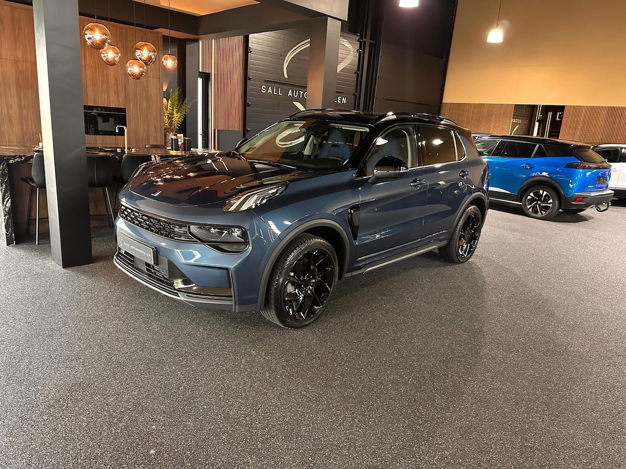 Lynk & Co 01 - 1.5 BlackPack/Snelladen/Navi/Pano - AutoWereld.nl