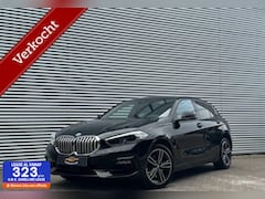 BMW 1-serie - 118i Sport Line/Aut/Navi/Xenon/Carplay/Sportstoelen/Stoelverwarming/CRUISE