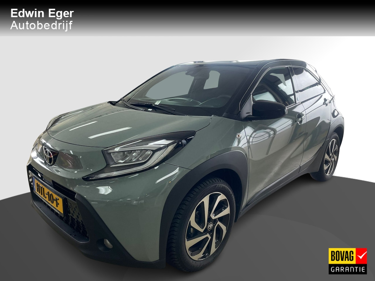 Toyota Aygo X - 1.0 VVT-i Automaat, Apple Carplay, Camera, Parkeersensoren, Stoelverwarming - AutoWereld.nl
