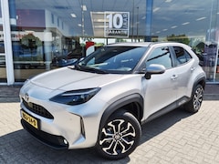 Toyota Yaris Cross - 1.5 Hybrid 130 Dynamic | Comfort Pack | Sensoren v/a | Stoelverw
