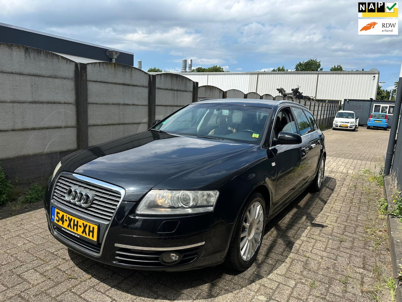 Audi A6 Avant - 3.0 TDI quattro Pro Line Business DEALER ONDERHOUDEN/ CAMERA/ TREKHAAK! - AutoWereld.nl