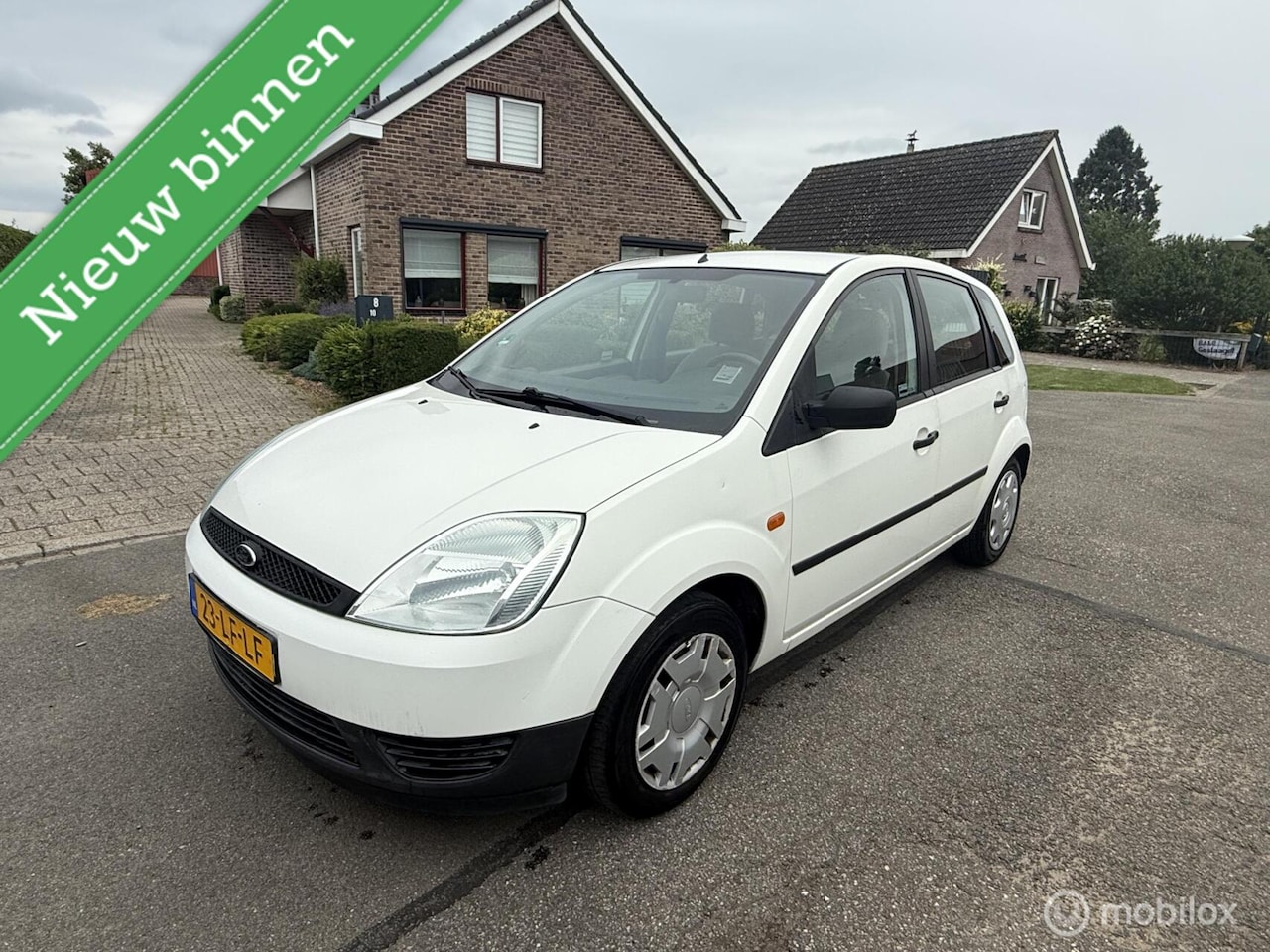 Ford Fiesta - 1.3 Ambiente 1.3 Ambiente - AutoWereld.nl