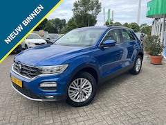 Volkswagen T-Roc - 1.0 TSI Style, Nav, Camera, Trekhaak, Elec. achterklep