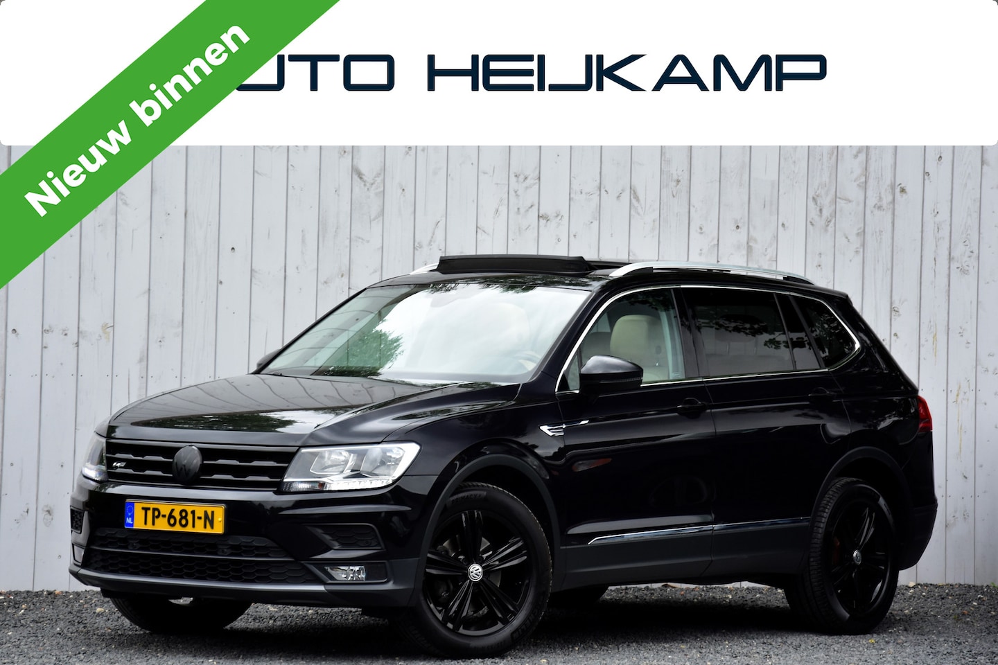 Volkswagen Tiguan Allspace - 1.4 TSI Comfortline Business 7p. | Automaat | Pano-dak | Trekhaak | - AutoWereld.nl