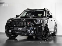MINI Countryman - Cooper SE Hybrid ALL4 Classic | Navigatie | Leder | LED | 18"LM | Camera | NL Auto | Midni