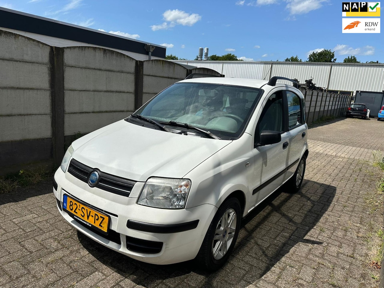 Fiat Panda - 1.2 Navigator CLIMA/ LM VELGEN/ HOGE INSTAP! - AutoWereld.nl