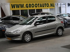 Peugeot 206 - 1.4 X-line Automaat NAP, Airco, Trekhaak, Stuurbekrachtiging