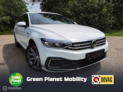 Volkswagen Passat Variant - 1.4 TSI PHEV GTE|Pano|Trekhaak|Leder