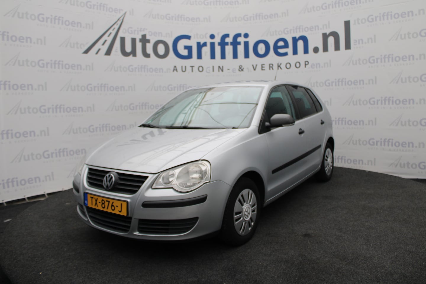 Volkswagen Polo - 1.2 Easyline 5-deurs met schuifdak en klima - AutoWereld.nl