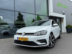 Volkswagen Golf - 1.0 TSI R-Line * Navigatie * Adaptieve Cruise Control * PDC 2X