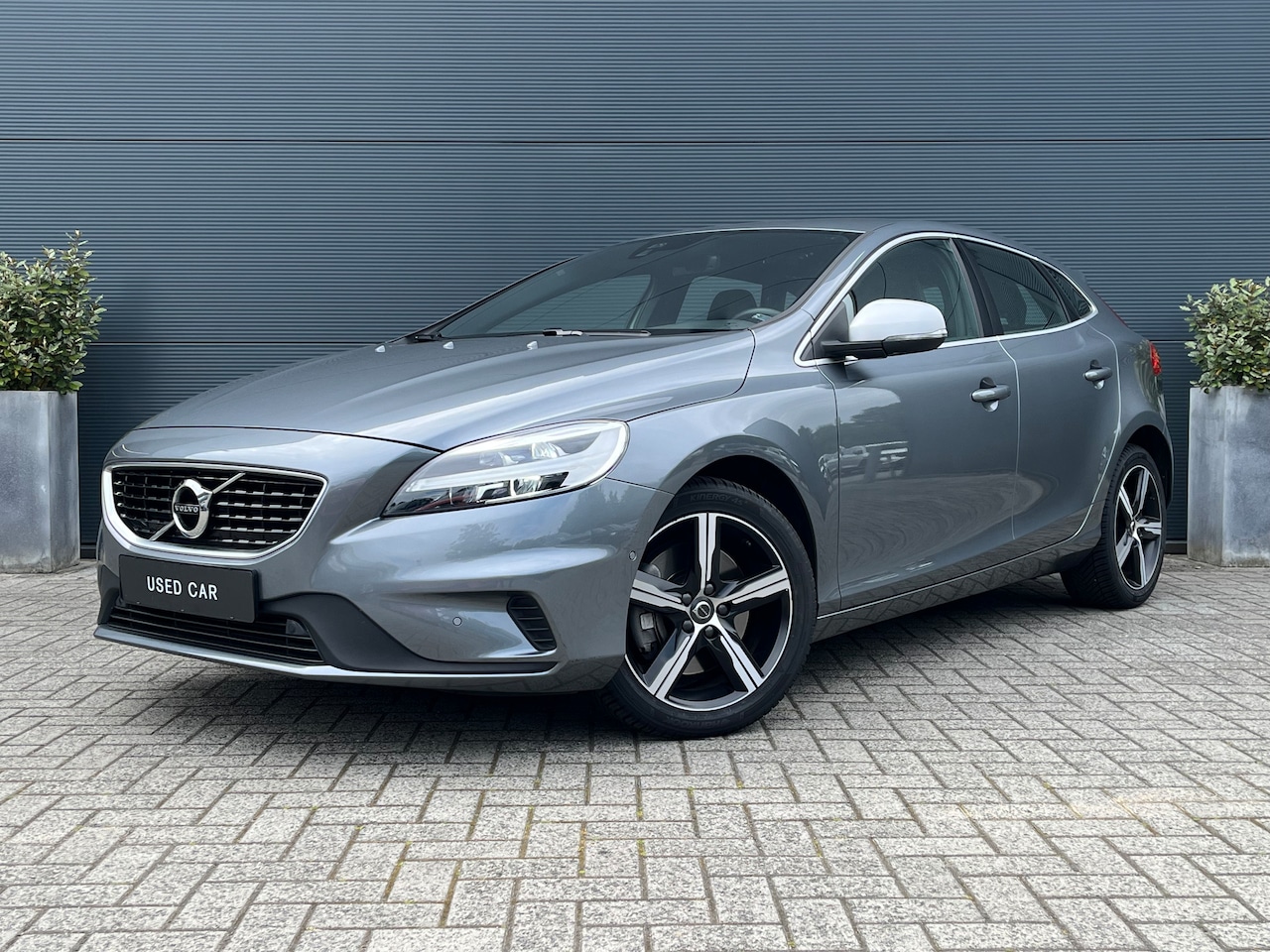 Volvo V40 - 2.0 T4 Business Sport 2.0 T4 Business Sport - AutoWereld.nl