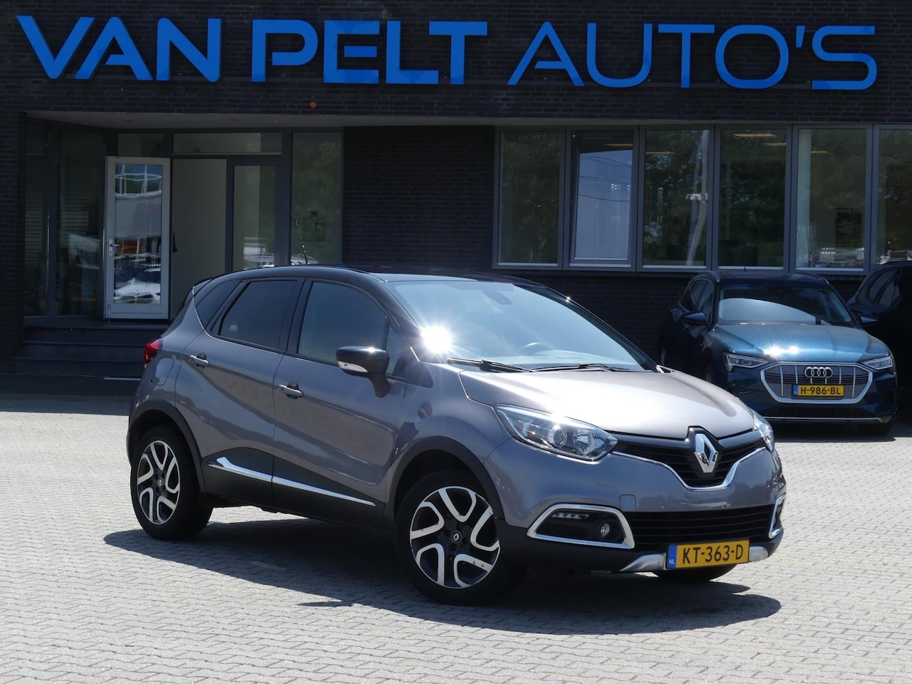 Renault Captur - 0.9 TCe Xmod / Leder / Stoelverwarming / Camera - AutoWereld.nl