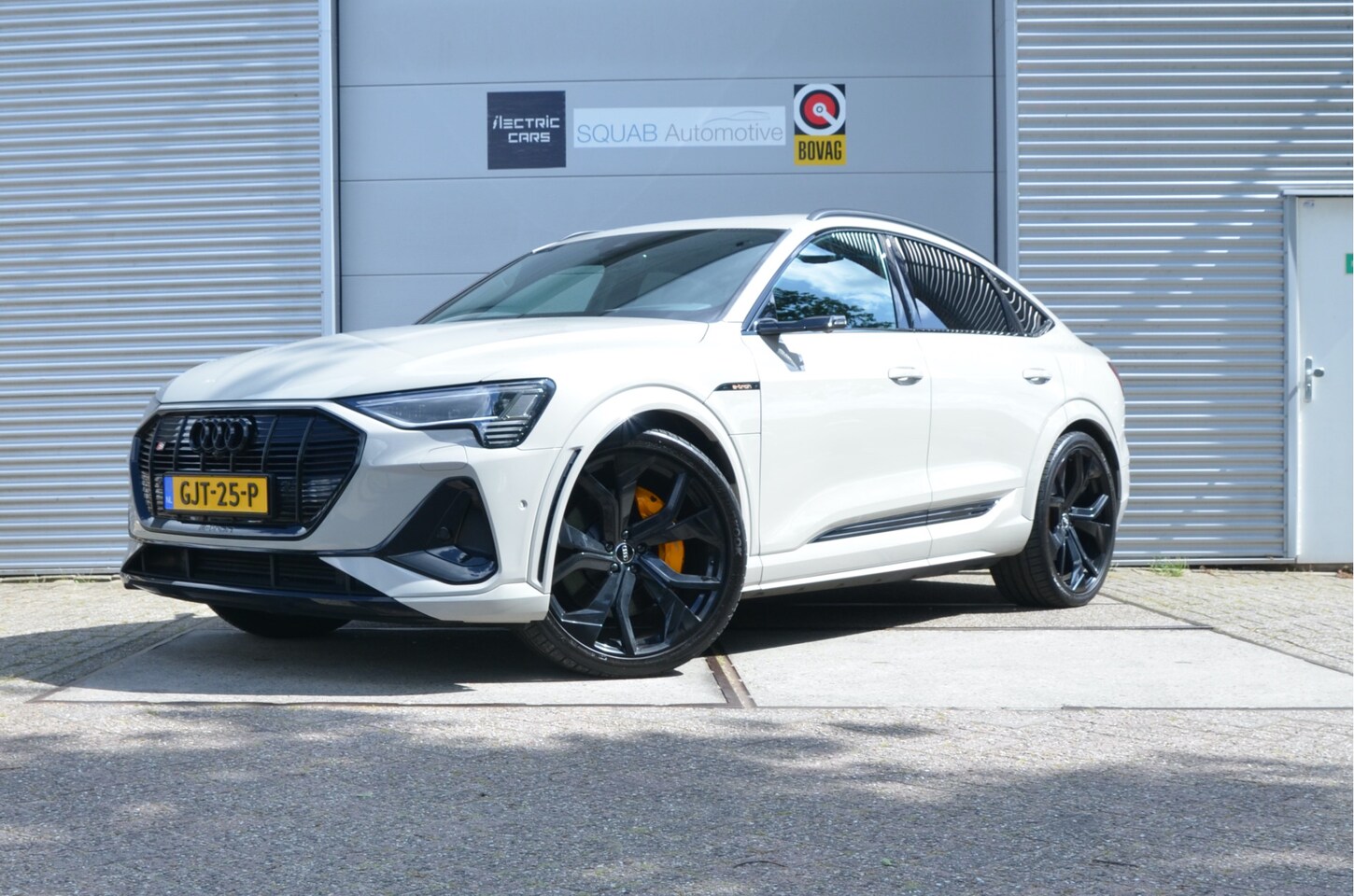 Audi e-tron Sportback - S quattro 95 kWh Pano, 21" - AutoWereld.nl