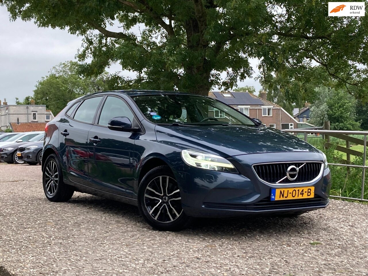 Volvo V40 - 2.0 T2 Nordic+ | Cruise + Clima + Navi Nu € 11.975,-!!! - AutoWereld.nl