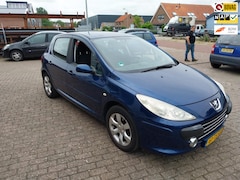 Peugeot 307 - 2.0-16V XS