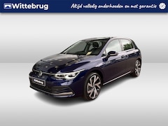 Volkswagen Golf - 1.4 eHybrid Style / Camera / Adaptive cruise / Lane Assist / 18 Inch / Side Assist / Elect