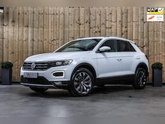 Volkswagen T-Roc - 1.5 TSI Sport *Virtual*Led*DSG*Trekhaak*1e Eigenaar
