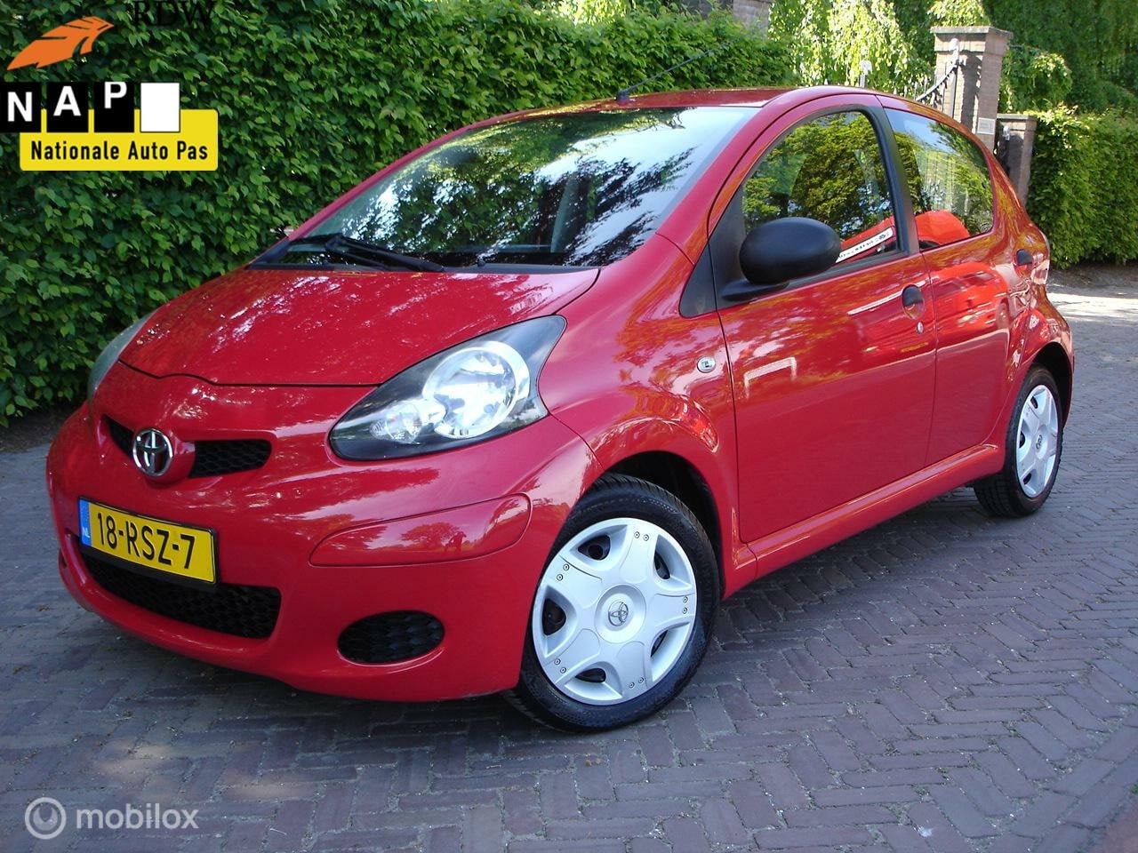 Toyota Aygo - 1.0-12V Now (Bj 2011') Elec.Pakk.|5-Drs |Airco - AutoWereld.nl