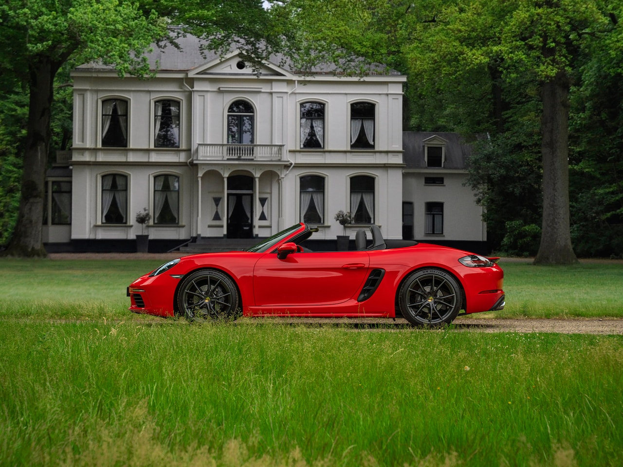 Porsche 718 Boxster - 2.0 | PDLS | Sportuitlaat | Indisch Rood | GT-sportstuur - AutoWereld.nl