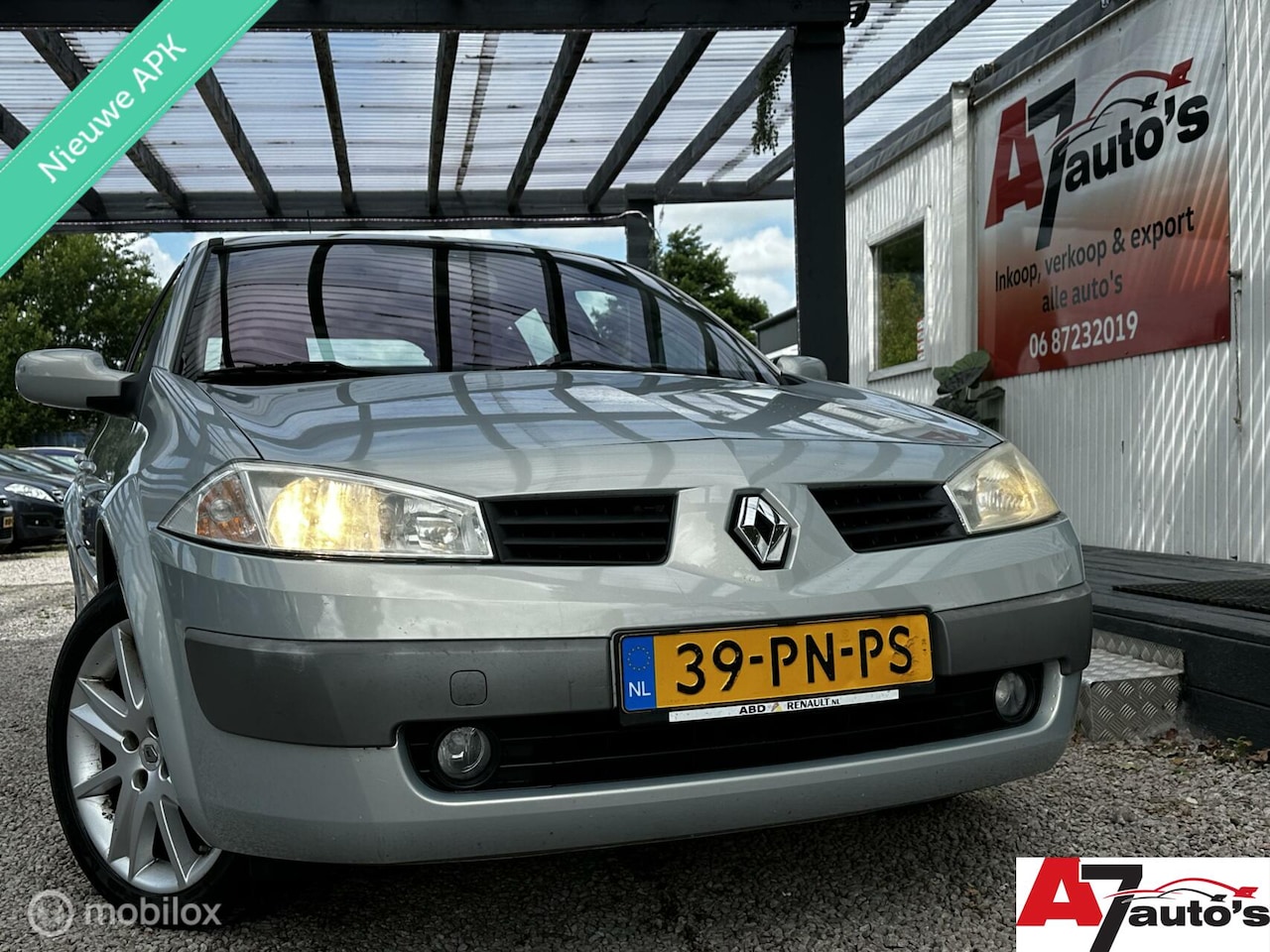 Renault Mégane - 2.0-16V 2.0-16V Nieuwe APK - AutoWereld.nl
