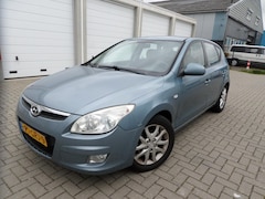 Hyundai i30 - 1.6i Dynamic Luxe