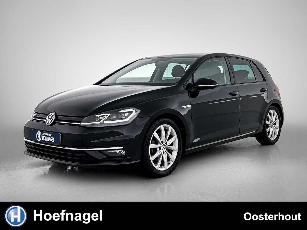 Volkswagen Golf - 1.5 TSI Highline |Automaat | Adaptieve Cruise Control | Stoelverwarming | Parkeersensoren - AutoWereld.nl