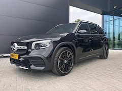 Mercedes-Benz GLB - 200 Premium Plus | AMG Line | Burmester Surround | Panoramadak | Camera | Elek. achterklep