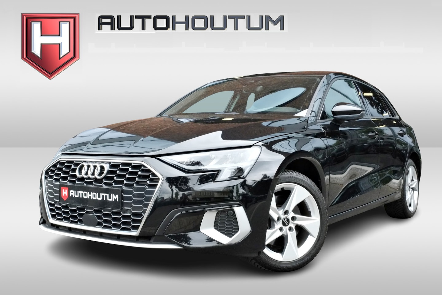 Audi A3 Sportback - 40 TFSI e Business edition Navigatie, Keyless entry - AutoWereld.nl