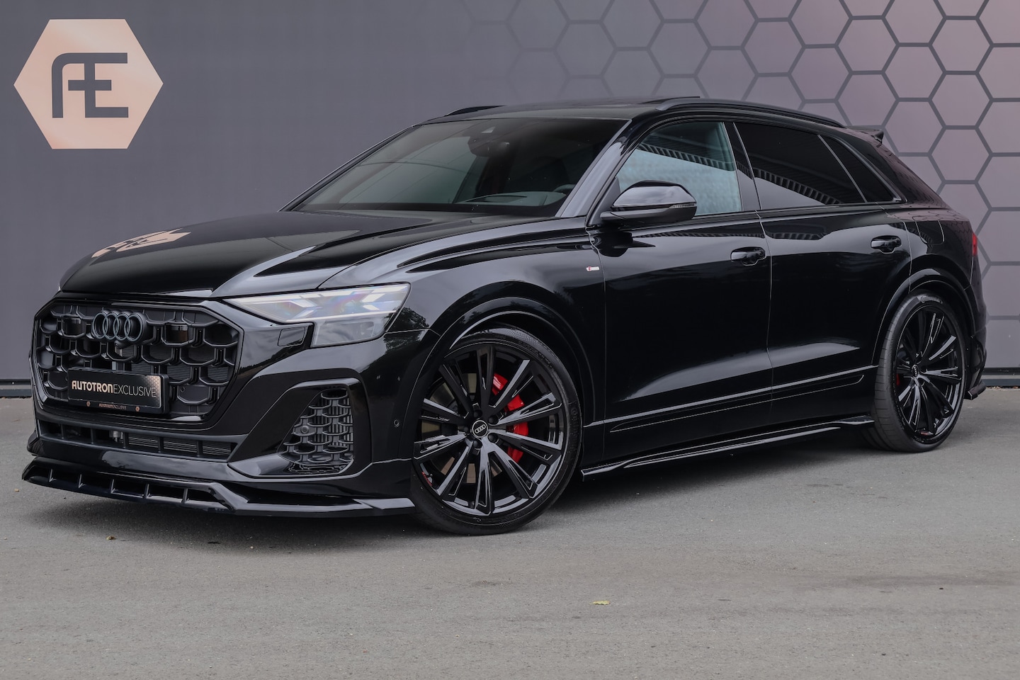 Audi Q8 - 60 TFSI e quattro Pro Line S Competition 490pk ACHTERAS BESTURING| STOELVERWARMING & VERKO - AutoWereld.nl