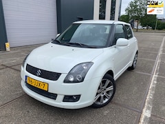 Suzuki Swift - 1.3 Shogun / AIRCO / NAP / APK / 5DRS / BOEKJES ./ TWEE SLEUTELS / NETTE AUTO