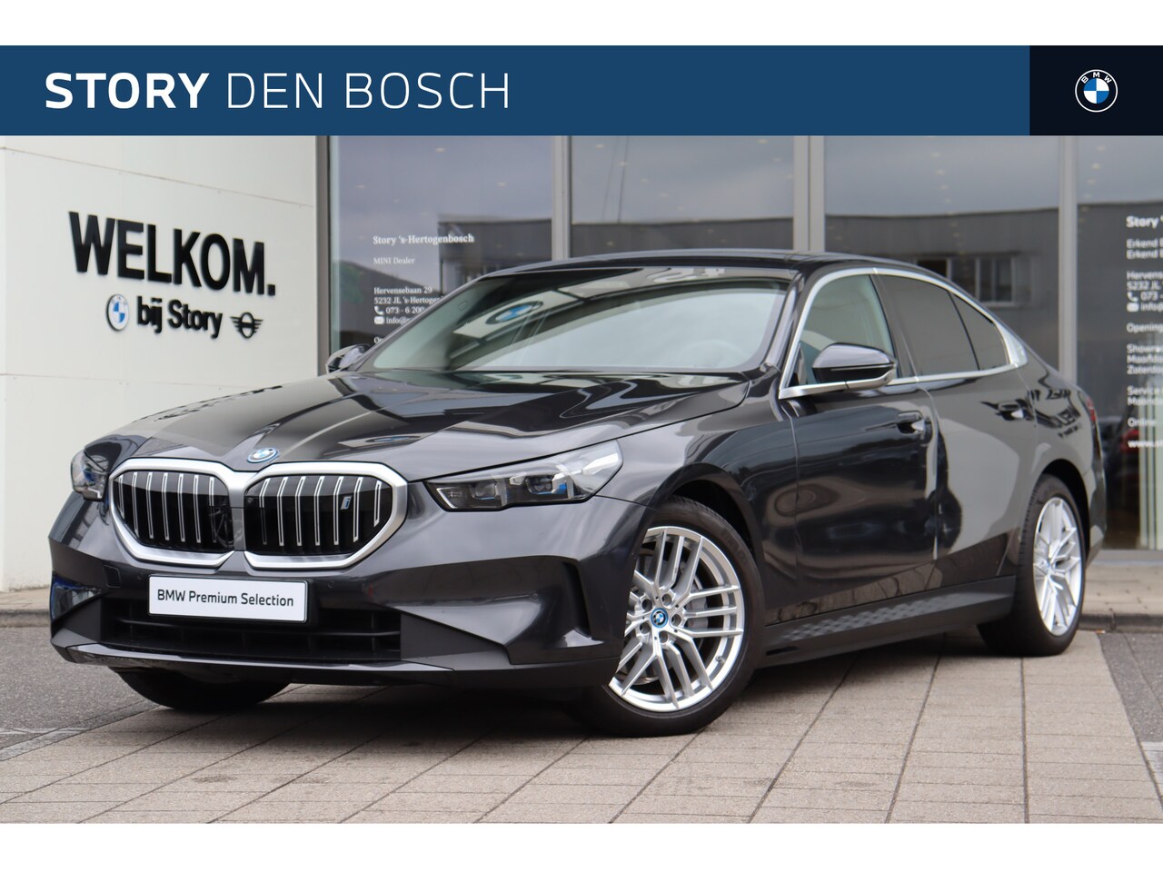 BMW i5 - eDrive40 M Sport / Adaptieve LED / Parking Assistant / Stoelverwarming / M Sportonderstel - AutoWereld.nl
