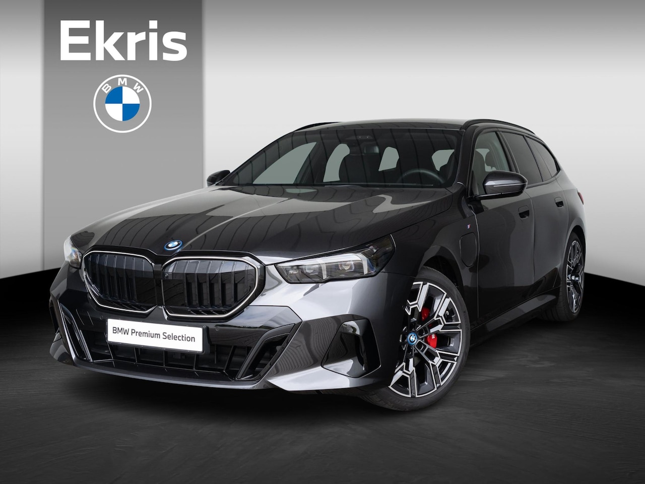 BMW 5-serie Touring - 530e | M Sportpakket Pro | Innovation Pack | Panoramadak | Verwarmd Stuurwiel | Harman-Kar - AutoWereld.nl