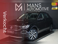 Volkswagen T-Roc - 1.5 TSI Sport / PANODAK / DODEHOEK / ACC / CAMERA / CARPLAY