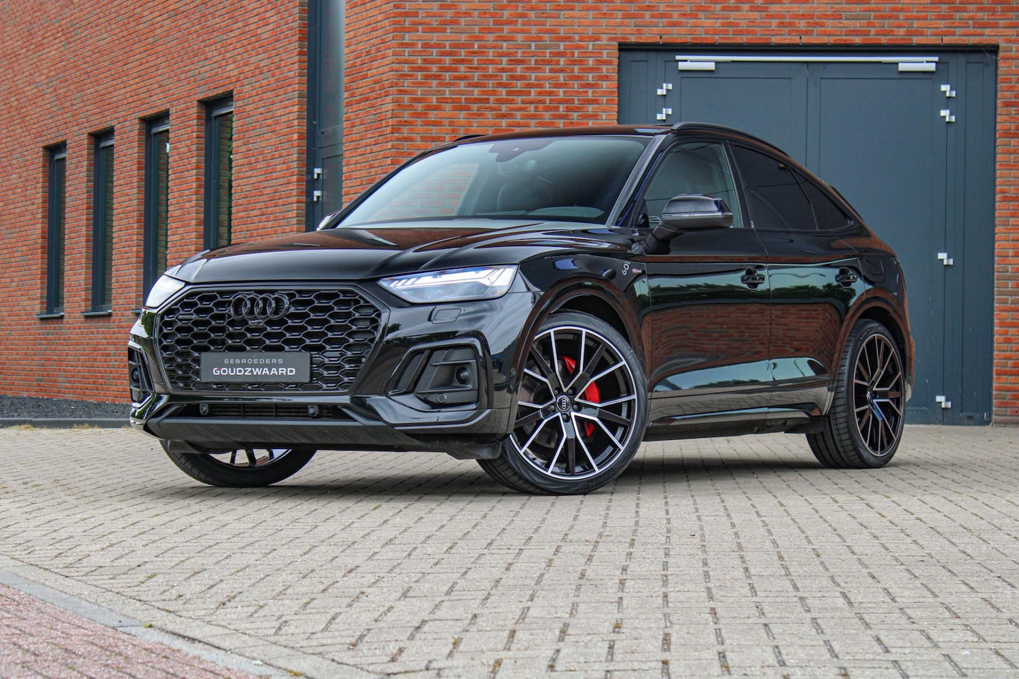 Audi Q5 Sportback - 55 TFSI e S edition | Pano | Luchtvering | Memory | B&O | Head-up | Massage - AutoWereld.nl