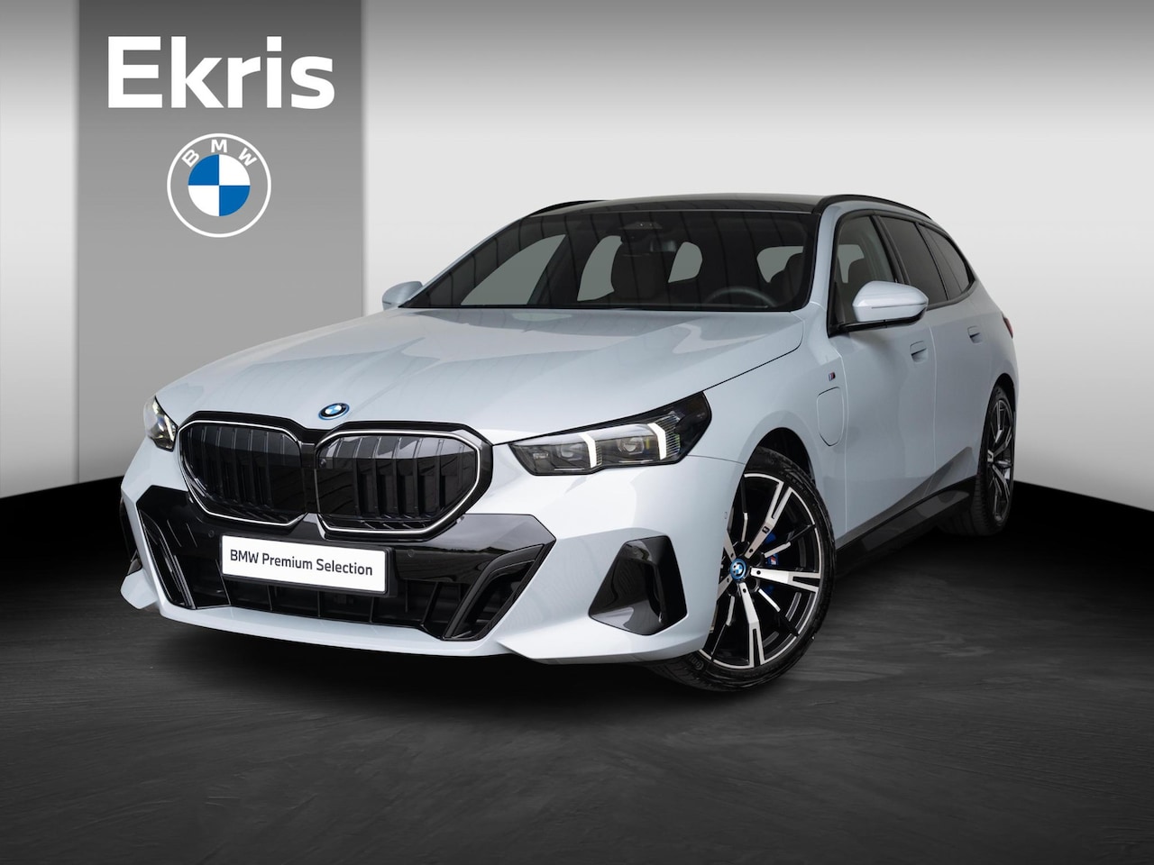 BMW 5-serie Touring - 530e | M Sportpakket Pro | Innovation Pack | Verwarmd Stuurwiel | Comfort Access | Panoram - AutoWereld.nl