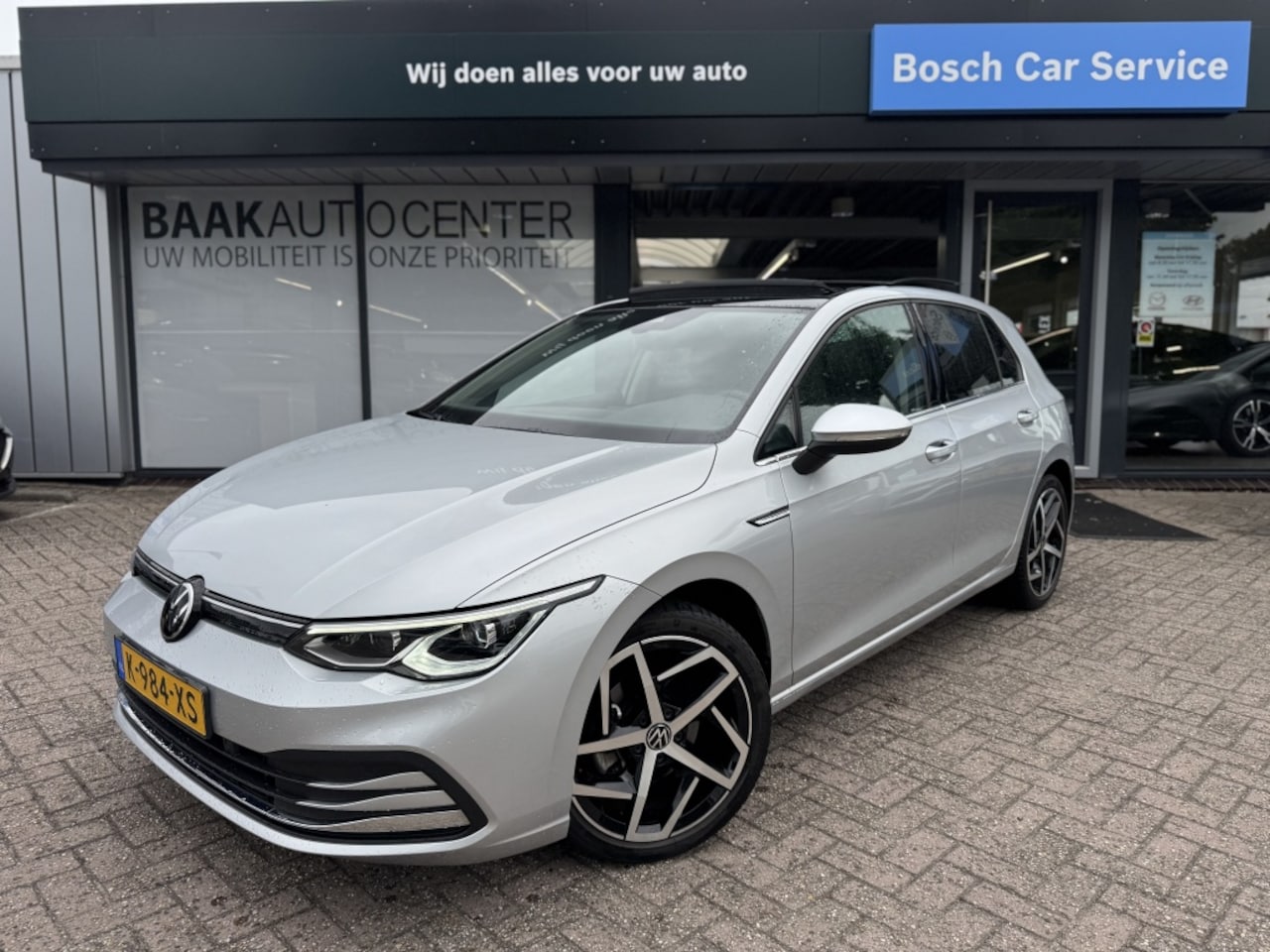Volkswagen Golf - 1.5 eTSI Style | Memory stoelen | Panoramadak | IQ Light | NL Au - AutoWereld.nl