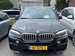 BMW X5 - xDrive40e High Executive BOMVOL foto`s volgen
