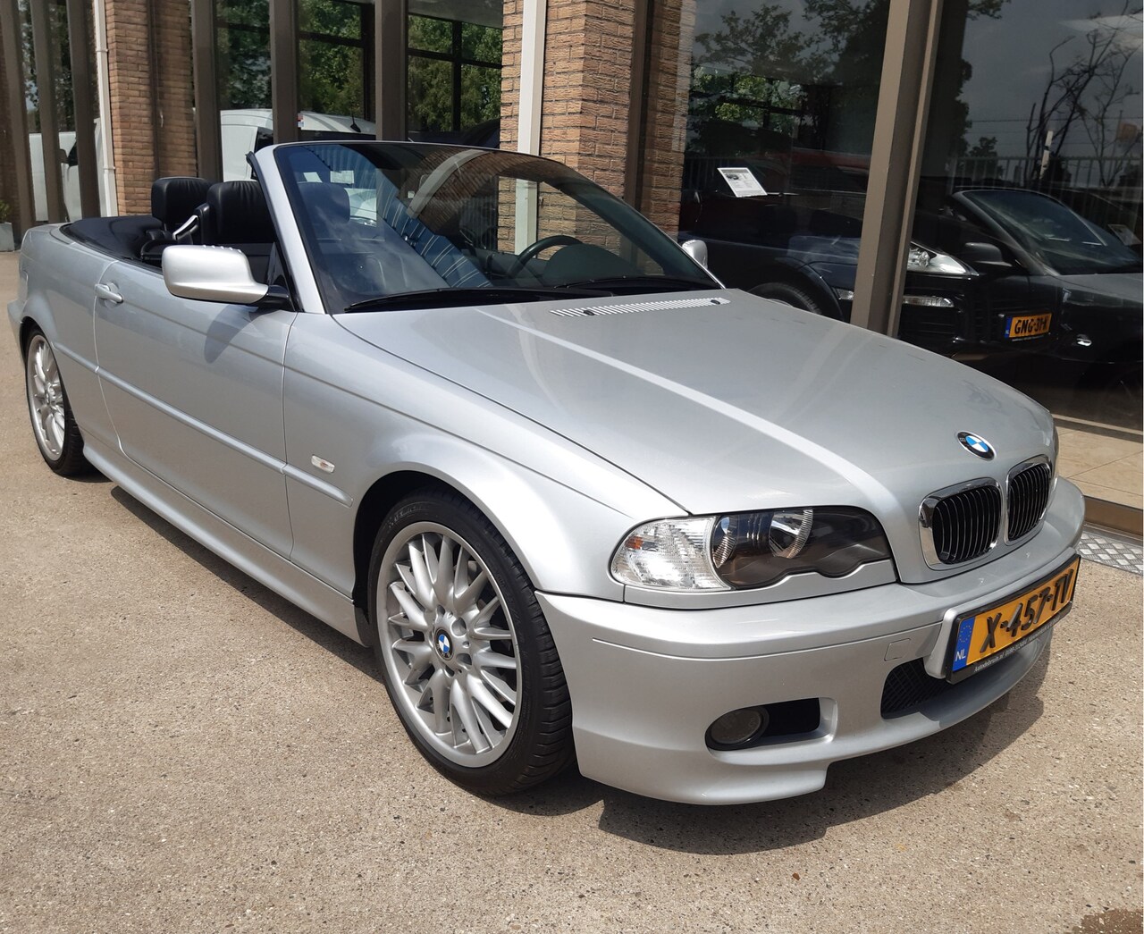 BMW 3-serie Cabrio - 320Ci Executive 31.945 Km - AutoWereld.nl