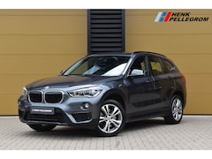 BMW X1 - xDrive20i High Executive * Sportline * Trekhaak * Head-up * Sportstoelen