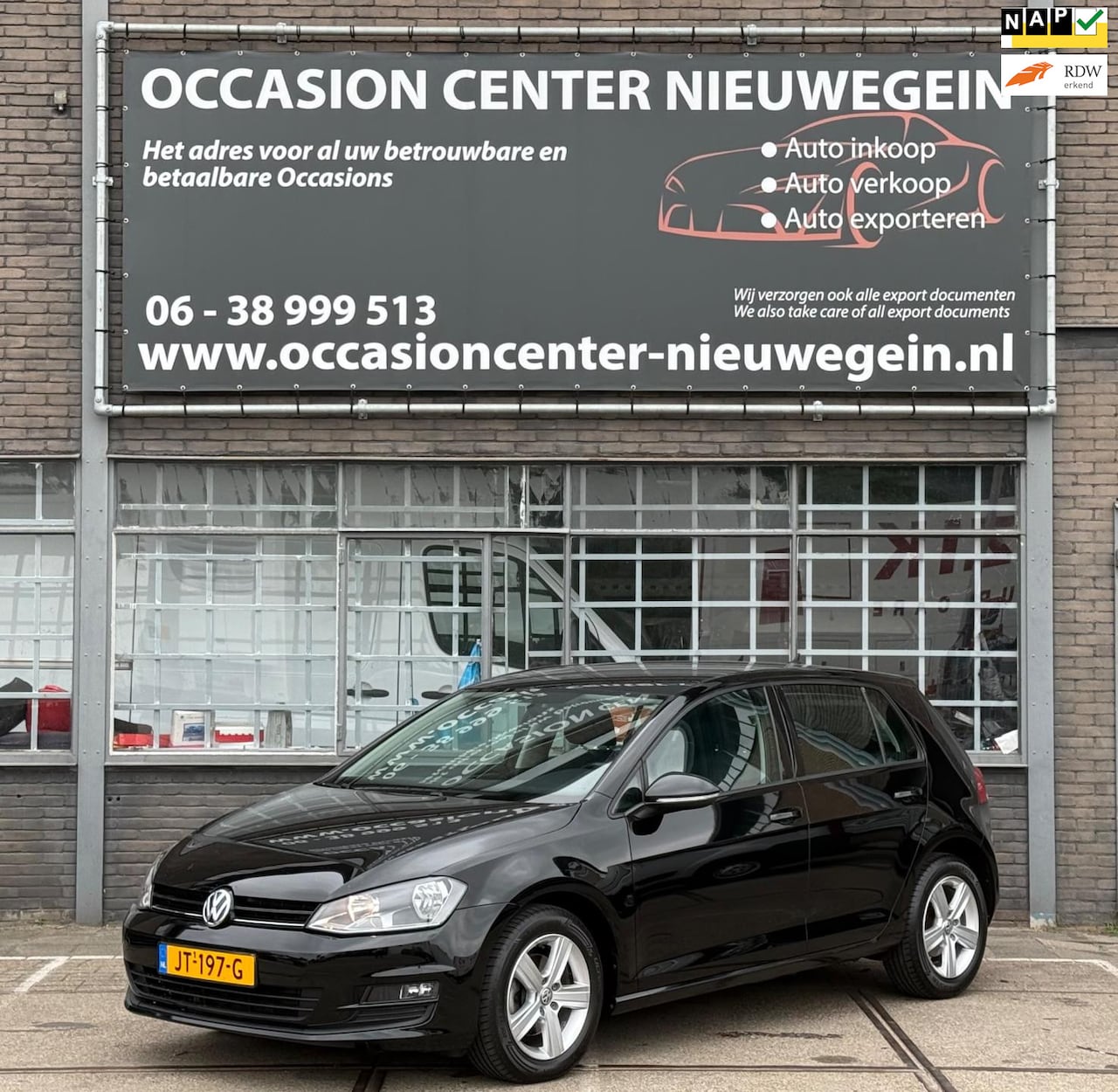 Volkswagen Golf - 1.6 TDI BM 2016 Zwart 5DR Airco/Cruise/NAP! - AutoWereld.nl