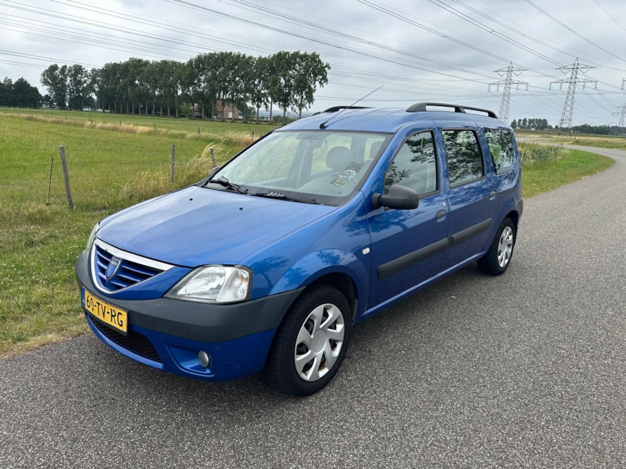 Dacia Logan MCV - 1.6 Lauréate 7p. AIRCO | NAP ! - AutoWereld.nl