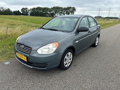Hyundai Accent - 1.4i Dynamic AIRCO