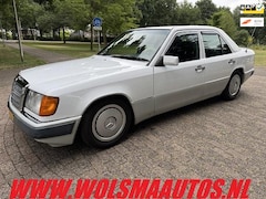 Mercedes-Benz 200-500 (W124) - 230 E