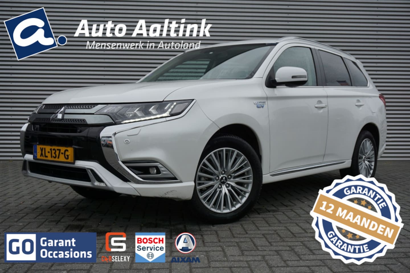 Mitsubishi Outlander - PHEV Intense+ AUTOMAAT SCHUIFDAK | ELEK.KLEP | CARPLAY | HAAK! - AutoWereld.nl