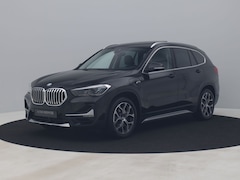 BMW X1 - xDrive25e | PANO | CAMERA | STOELVERWARMING