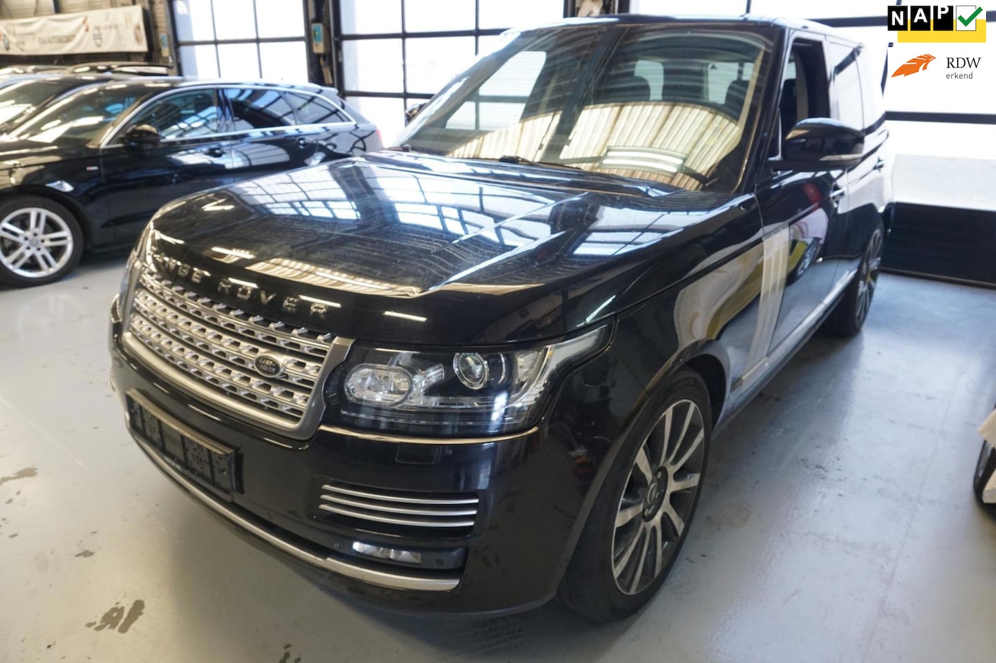 Land Rover Range Rover - 4.4 SDV8 Autobiography /MOTOR DEFECT DUITSE PAPIEREN - AutoWereld.nl
