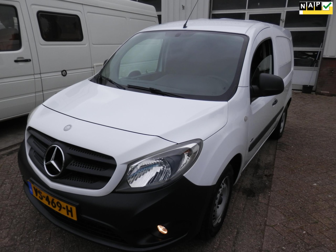 Mercedes-Benz Citan - 109 CDI BlueEFFICIENCY airco geen riem maar ketting - AutoWereld.nl