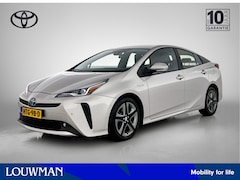 Toyota Prius - 1.8 Executive | Navigatie | Camera | Stoelverwarming | Dodehoekdetectie | IQ telefoonlader